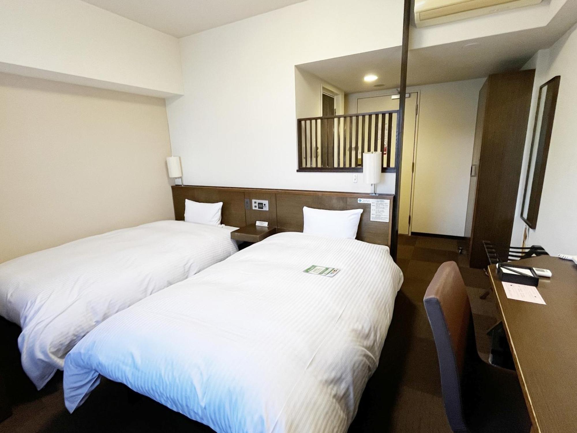 Hotel Route-Inn Hikone Bagian luar foto