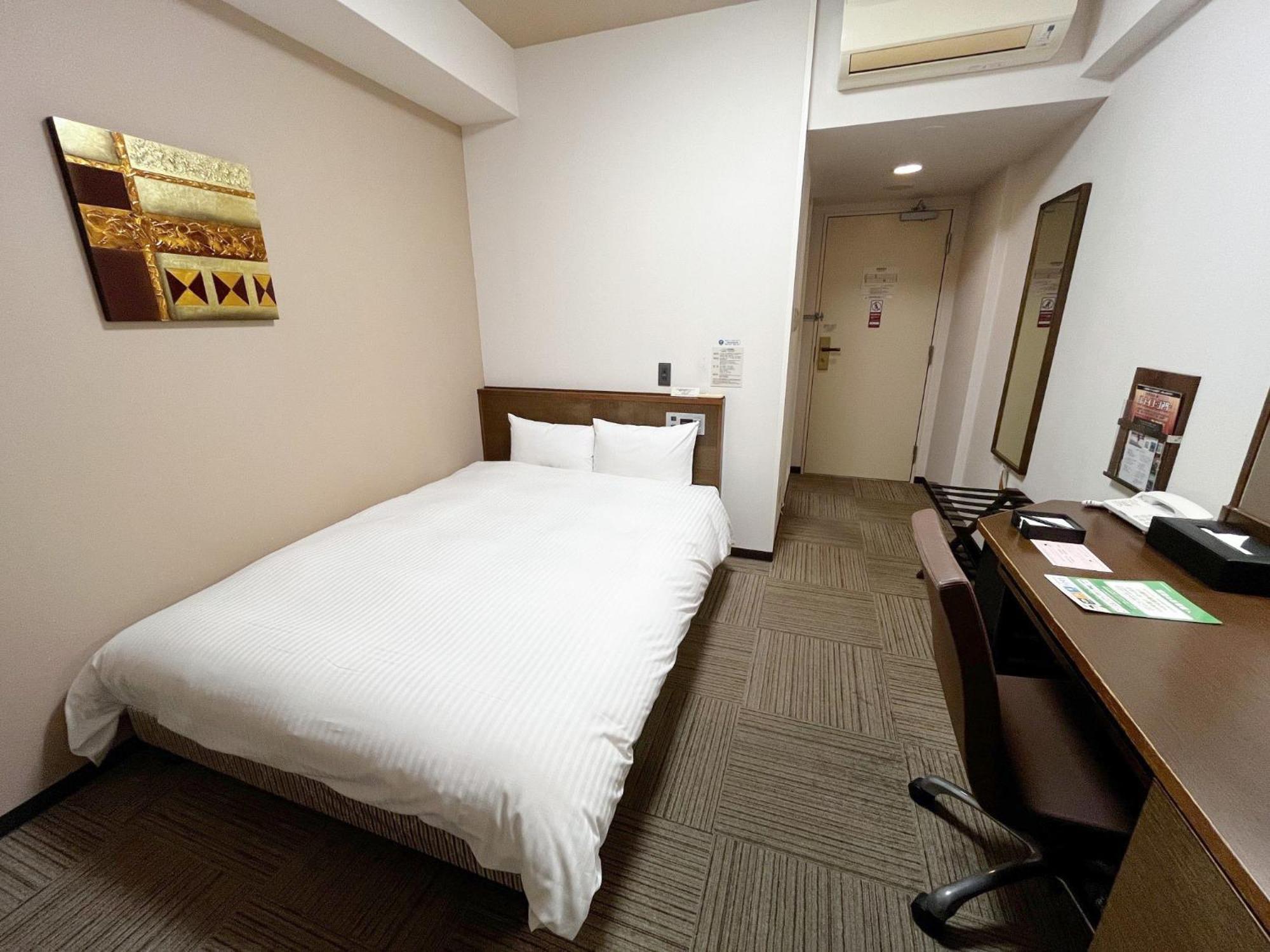 Hotel Route-Inn Hikone Bagian luar foto